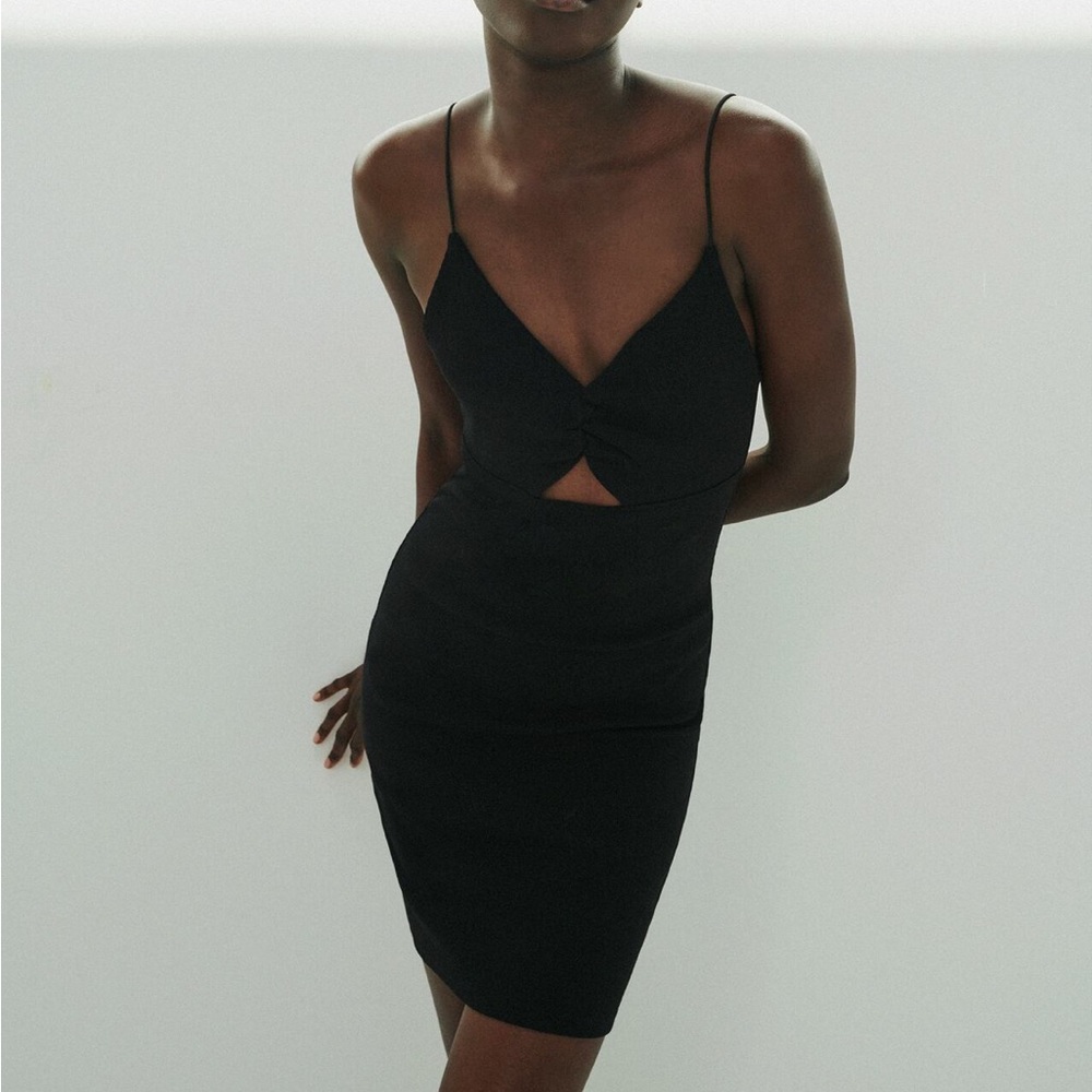 Zara Black Mini Knotted Rib Dress with Keyhole - Medium